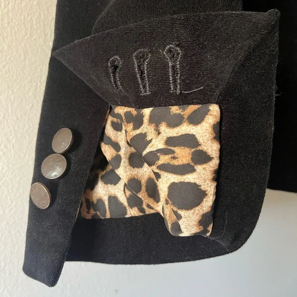 Zara Black Velvet Blazer with Leopard Accents - Picture 4 of 8
